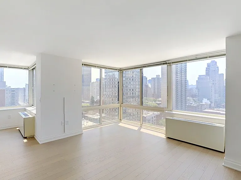 240 E 86th St #16-I — Photo 1