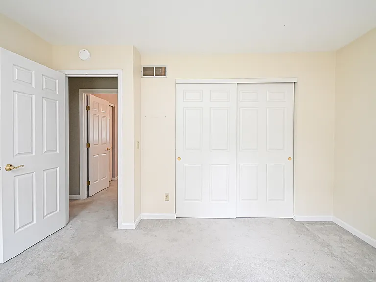 5959 Shallow Creek Dr — Photo 41