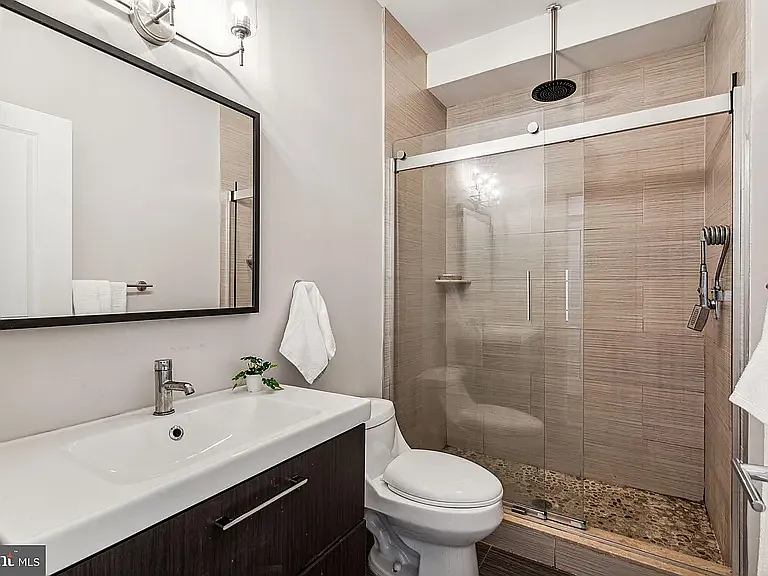 1416 Parrish St #A — Photo 5