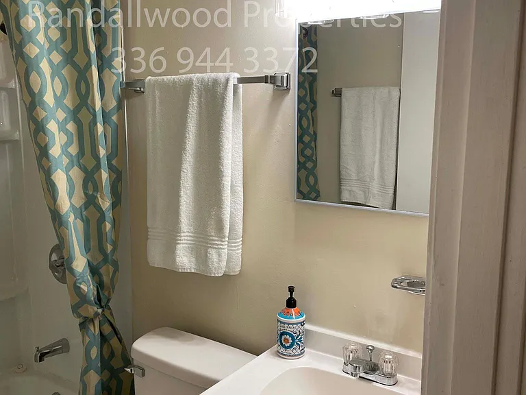 4218 S Jasmin Ct — Photo 5