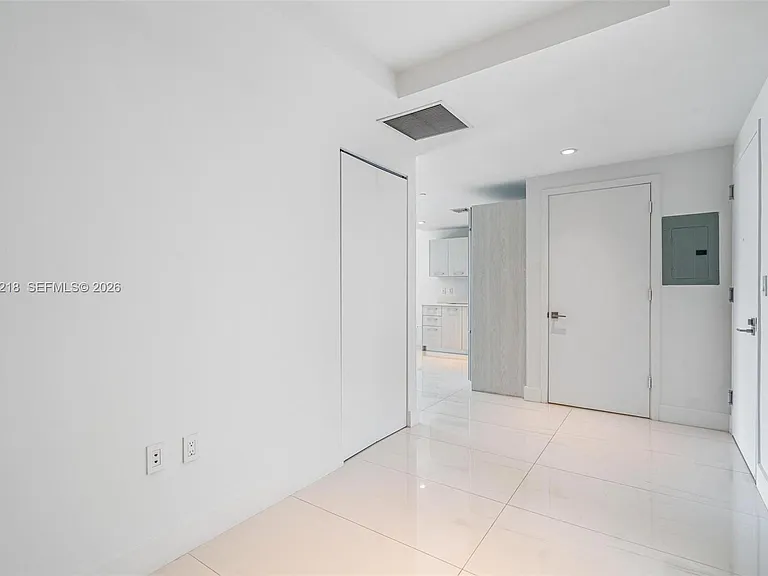 45 SW 9th St #2002 — Photo 8