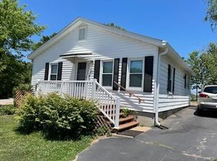 90 Ellis Ave, Troy, MO 63379