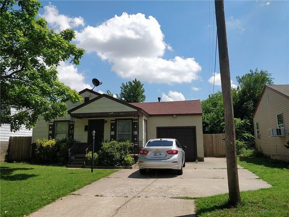 1st image of 3812 SE 26th St