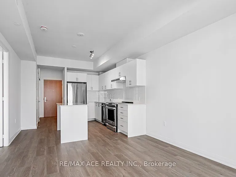 8960 Jane St #2318 — Photo 12