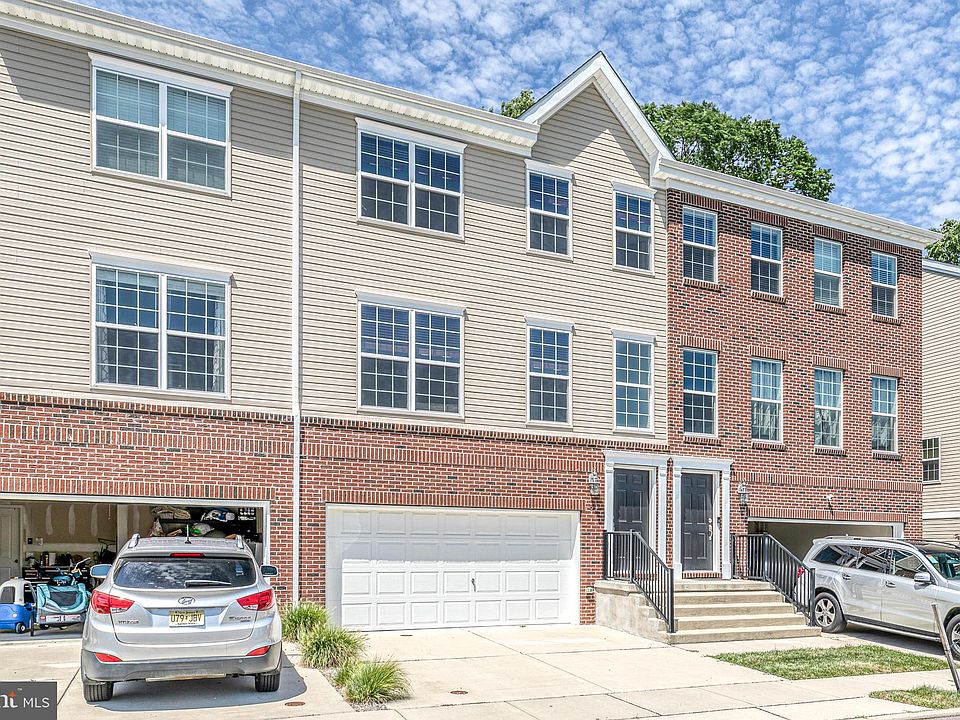 1st image of 5 Creekside Way #3