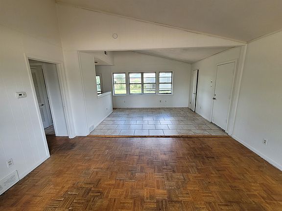 4th image of 2988 Danville Rd