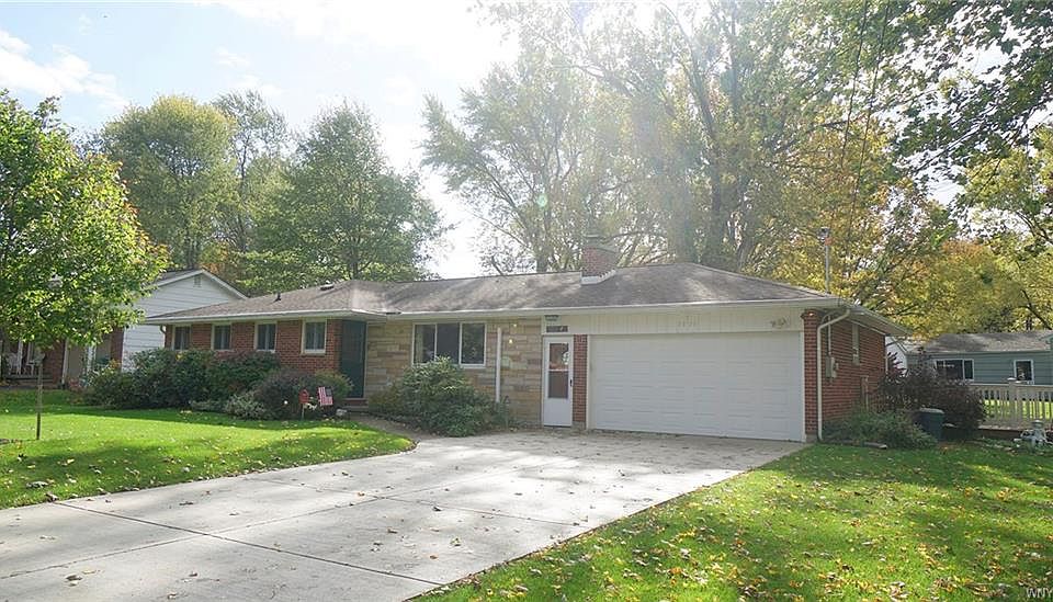 1st image of 4711 Lilydale Dr