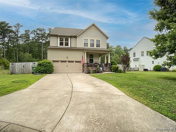 2nd image of 1924 Merrick Dr