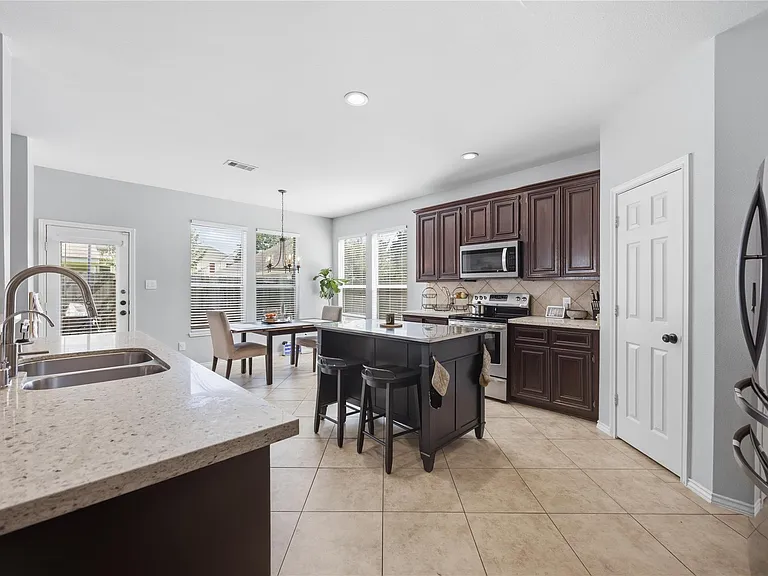 6110 Fulton Meadows Ln — Photo 14