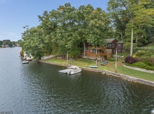 37 Island Trl, Sparta, NJ 07871