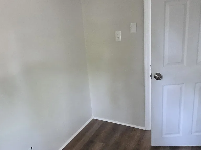243-245 Cincinnati Ave — Photo 6