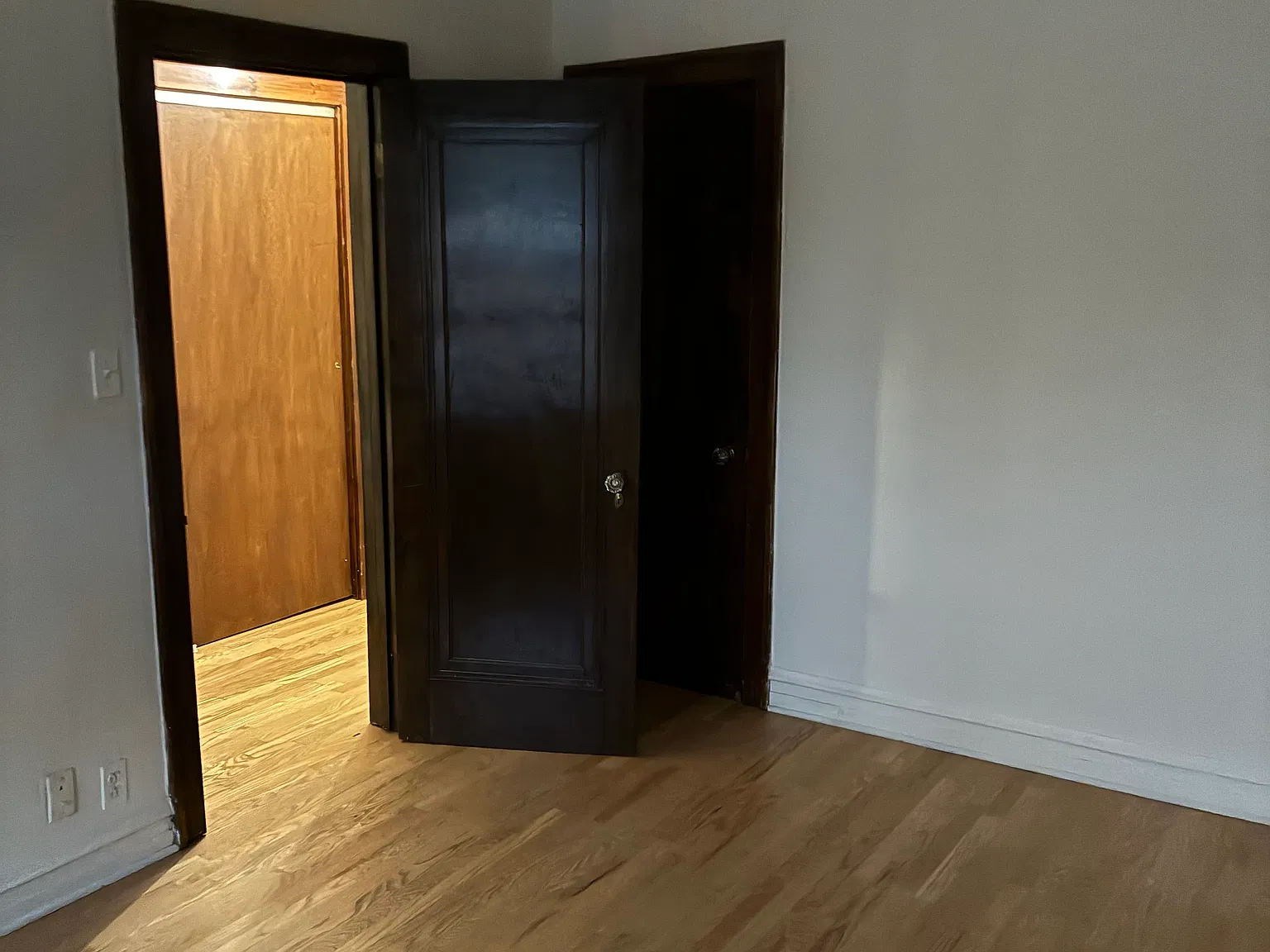 1 bed, 850 sqft, $1,200 — Photo 2