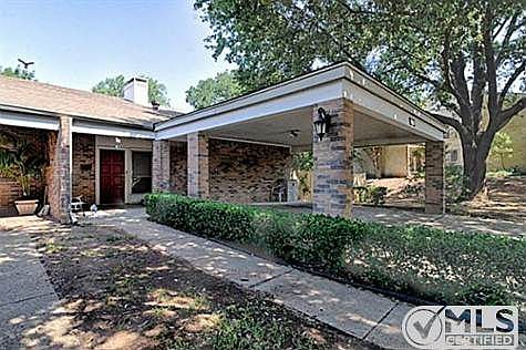 1st image of 1304 El Camino Real