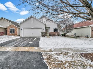 1553 Benzie Cir, Romeoville, IL 60446