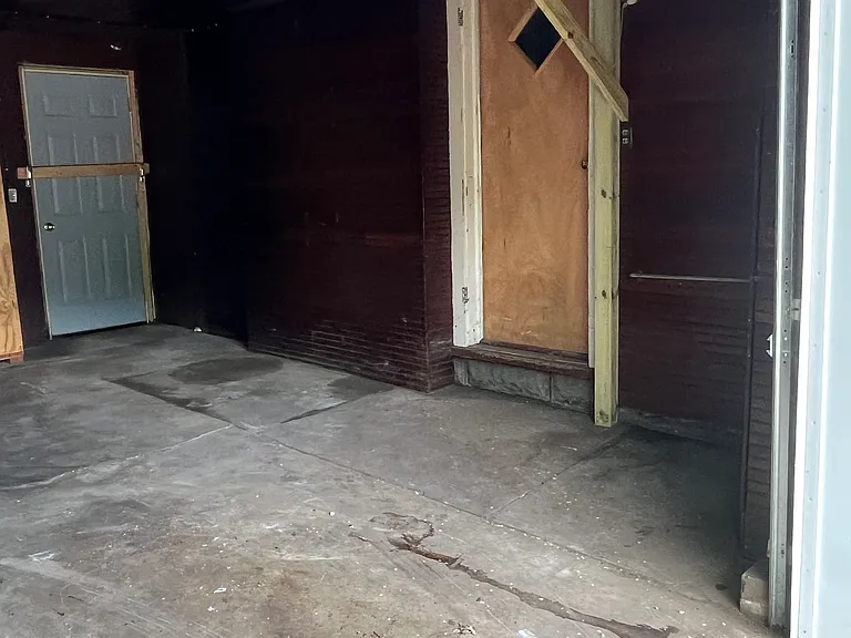 415 Putnam St #1 — Photo 2