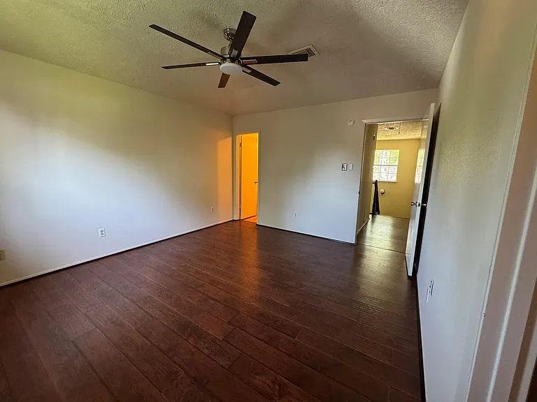 5614 Country Green St — Photo 20