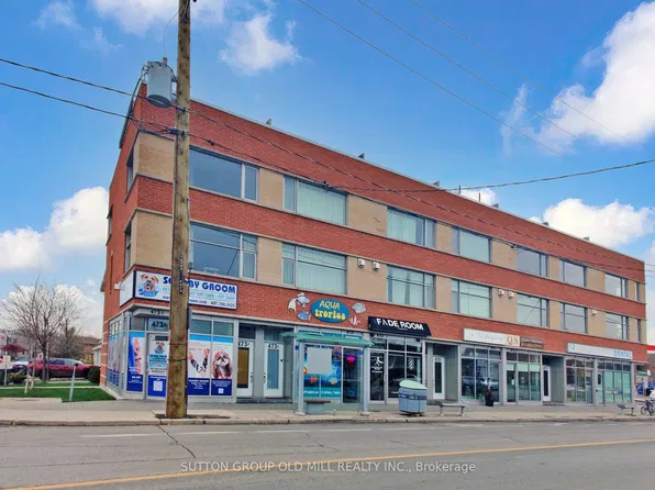 473 Rogers Rd #7, Toronto, ON M6M 0B3