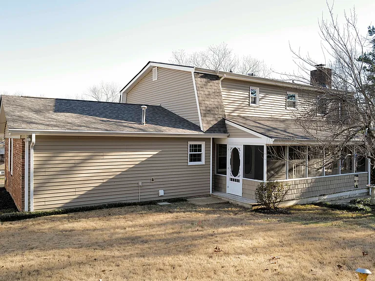 8693 Arbutus Dr — Photo 41