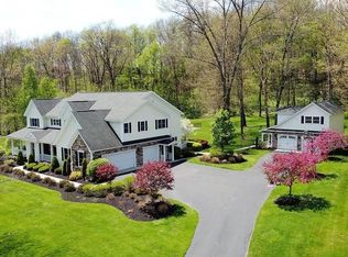 11 Pine Grove Blvd, Russell, PA 16345