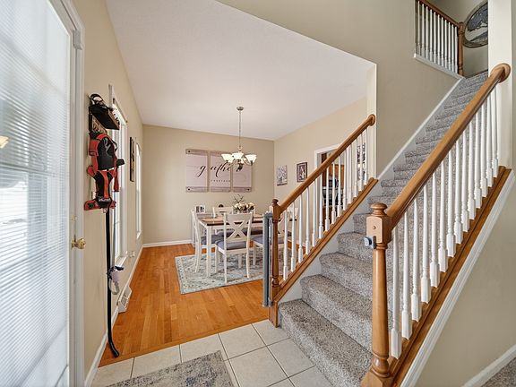 5th image of 6196 Inverness Ter