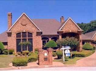 6701 Blake Dr, Arlington, TX 76001