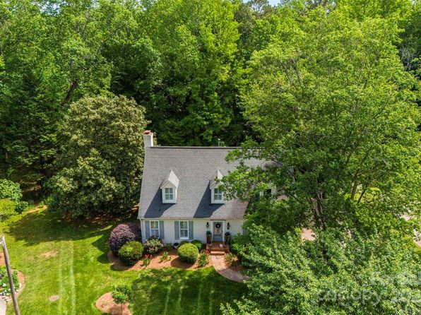 3424 Clydesdale Dr, Gastonia, NC 28056