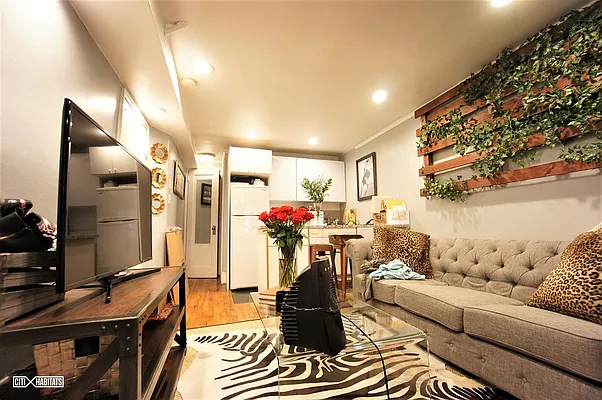 Rented by Citi Habitats | media 29