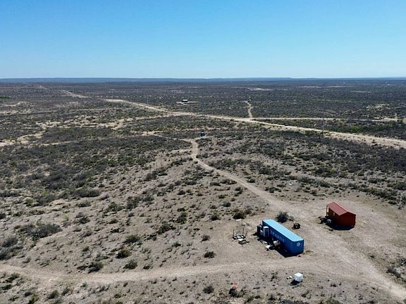 5th image of 1935 Wolf Springs Rd