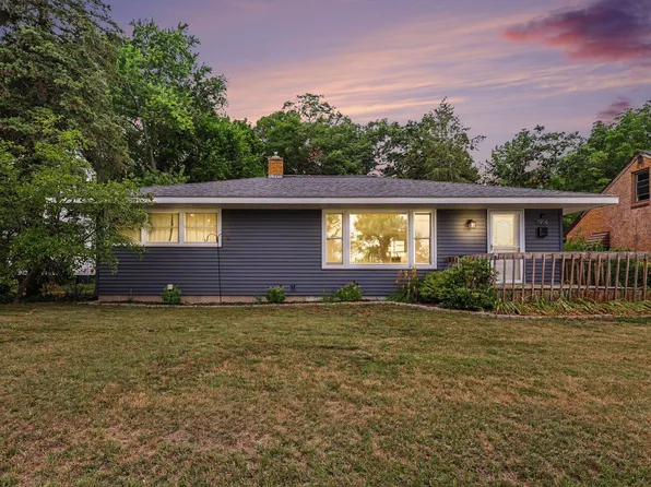 1914 Lake Ave, Muskegon, MI 49445