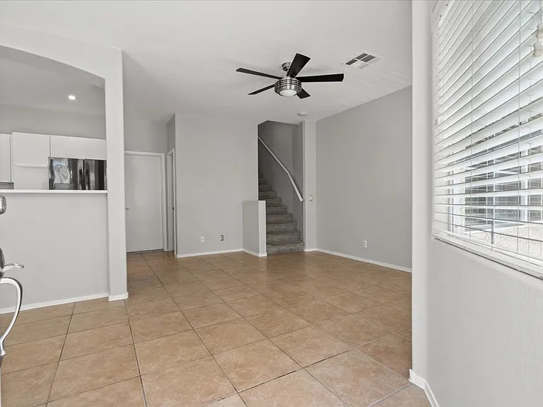 1200 Nevada Sky St — Photo 4