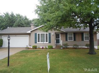 2712 S Saint Agnes Ct, Peoria, IL 61607