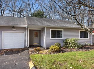 151 Flintlock Way #B, Yorktown Heights, NY 10598