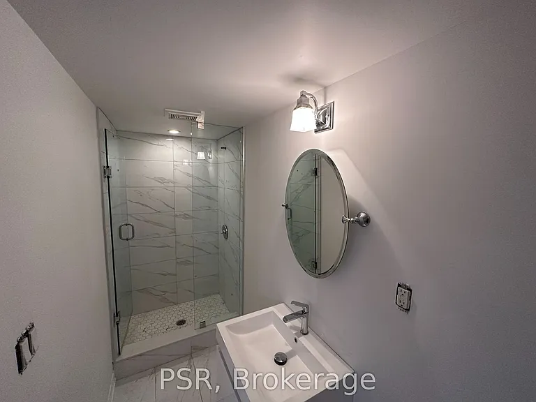 25 Coulson Ave #LOWER — Photo 2