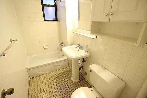 Rented by Luxor Homes & Investment Realty | media 13