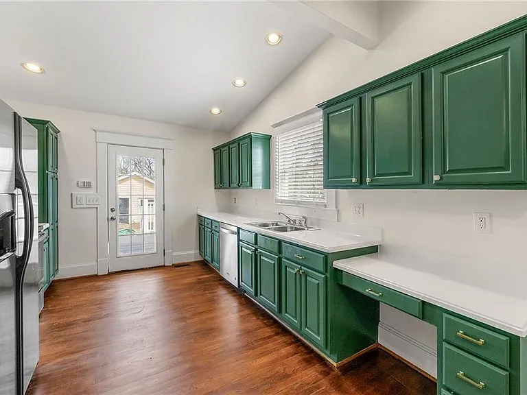 1727 Defoor Ave NW — Photo 4