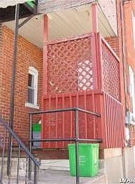 Building Photo 4