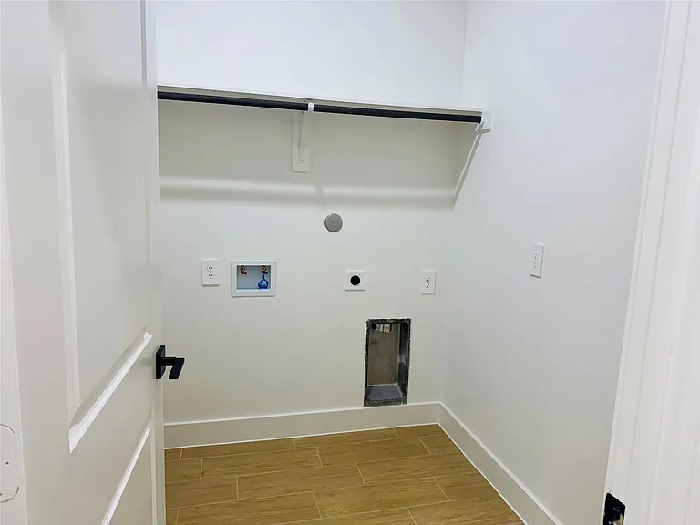 5710 Delmack St #A — Photo 6