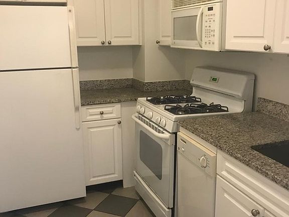 5th image of 420 E 80th St APT 2B