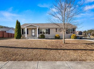 1170 Case View Rd, Dandridge, TN 37725