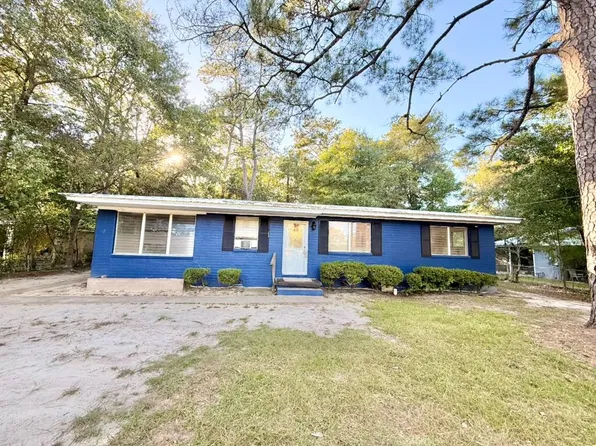 1416 9th St SW, Moultrie, GA 31768