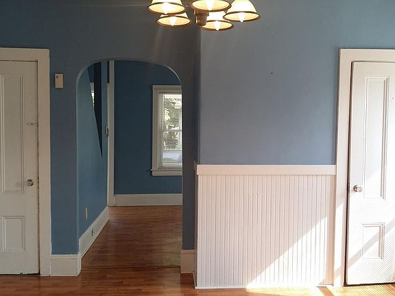3rd image of 14 Taylor St #14