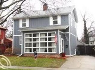 906 Fernwood Rd, Royal Oak, MI 48067