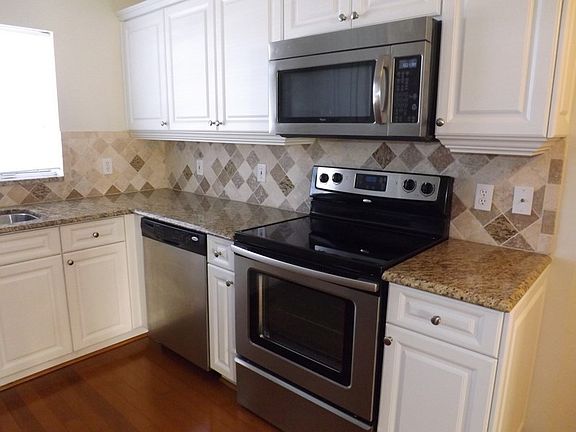 2nd image of 700 Lake Orchid Cir APT 103