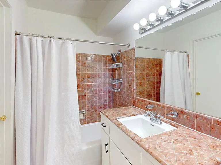 4826 Waynesboro Dr — Photo 17