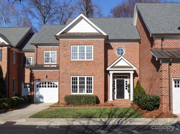 4808 Park Phillips Ct, Charlotte, NC 28210