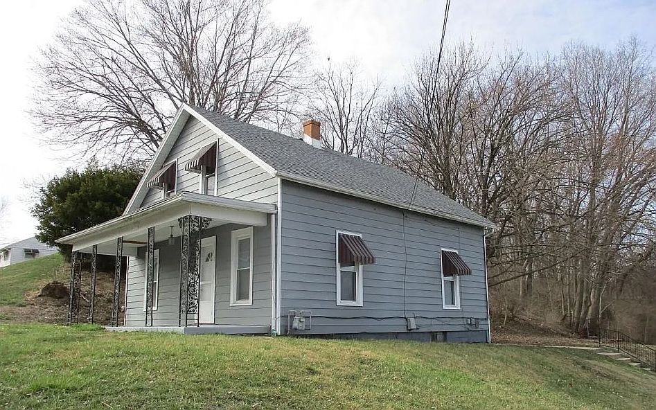 1st image of 742 Young St