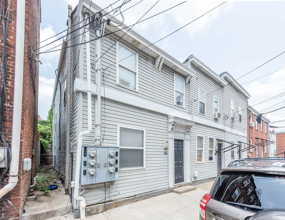 Building Photo - 1509 Bingham St