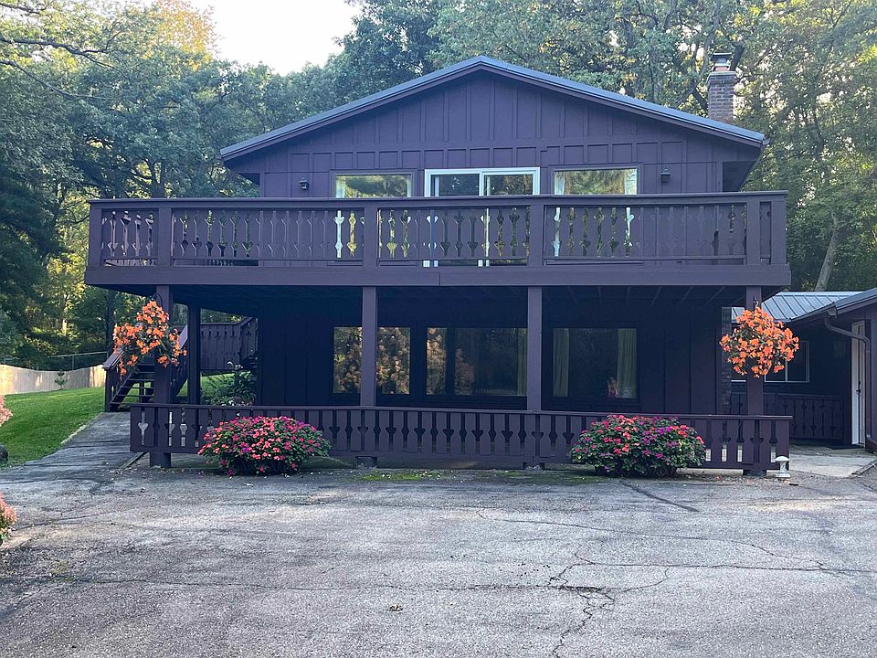 1st image of 7959 N Pine View Dr