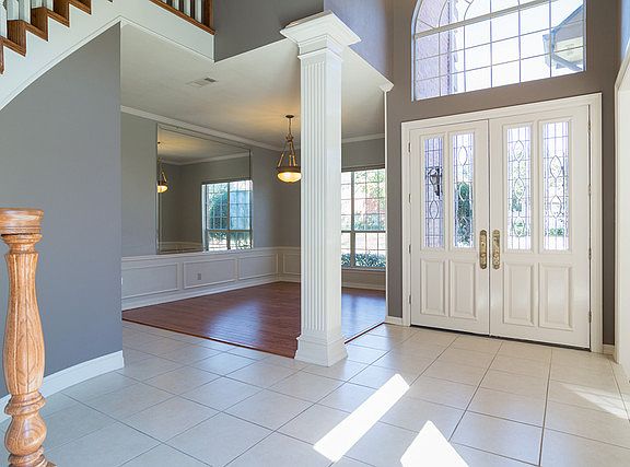 4th image of 5840 Bridle Bend Ct
