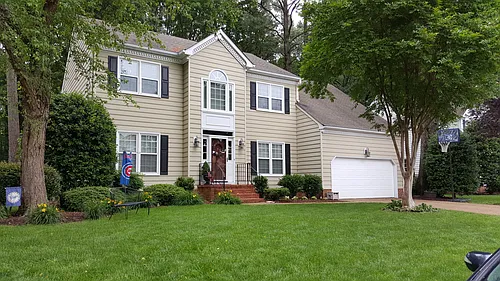 210 Clayton Dr Photo 1
